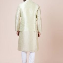 Nawaz's Kurta Men Regular Dupion Silk Kurta with Pyjamas & Nehru jacket image 3