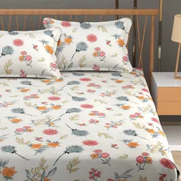 MallowWorld Mauve & Cream-Coloured Floral 200 TC Queen Bedsheet with 2 Pillow Covers-image-1