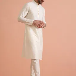 KISAH Men Thread Work Kurta image 3