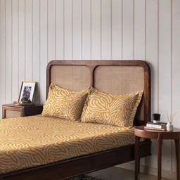 The Happy Pod Yellow&White Abstract Pure Cotton 144 TC Flat Queen Bedsheet&2 Pillow Covers-12