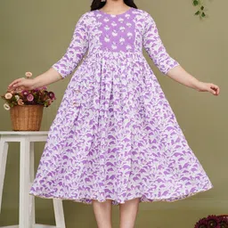 outfit 4 you Women Floral Printed Thread Work Anarkali Kurta-22