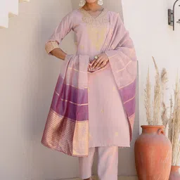 SKYLEE Women Floral Embroidered Kurta with Trousers & Dupatta-picture-13