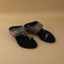 Ozuri Women Embellished One Toe Flats-image-49
