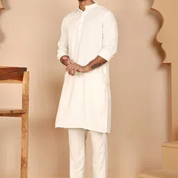 Jompers Men Solid Kurta with Churidar-image-63
