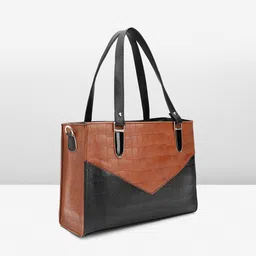 FABBHUE Textured Swagger Shoulder Bag image 3