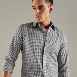 Tommy Hilfiger Men Gingham Checked Spread Collar Formal Shirt-image-43