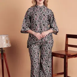 DARVI Midnight Mosaic Printed Mandarin Collar Top With Palazzo-56