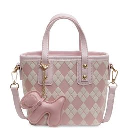 StyleCast x Revolte PU Sling Bag-picture-38