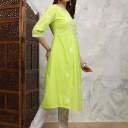 Vishudh Floral Embroidered Three-Quarter Sleeves A-Line Kurta-image-68