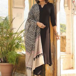 GoSriKi Women Regular Kurta with Trousers & With Dupatta-36
