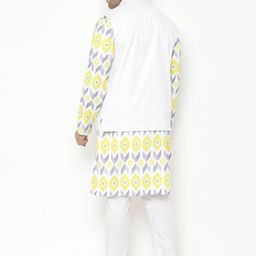 Hangup Men Printed Kurta with Pyjamas image 4