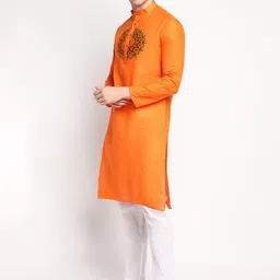 DEVOILER Ethnic Motifs Printed Regular Kurta With Pyjamas image 4