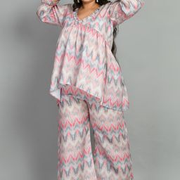 PrettyPlus by Desinoor.com Plus Size Abstract Printed Linen Kurti With Palazzos image 4