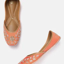 house of pataudi Mojaris For Women-picture-37
