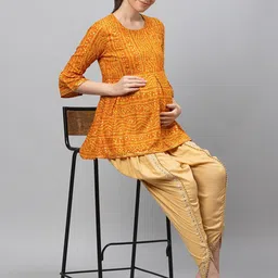 AV2 Bandhani Printed Maternity A-Line Top-image-18