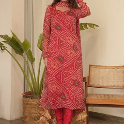 OneWe Bandhani Printed Regular Silk Chiffon Kurta with Churidar & Dupatta image 5