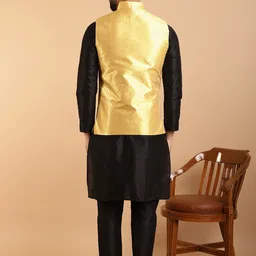 SOJANYA Regular Kurta With Churidar & Nehru Jacket image 5