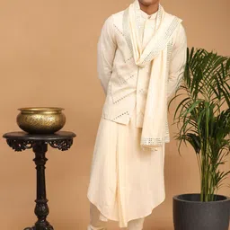 VASTRAMAY Band Collar Kurta with Churidar & Dupatta & Nehru jacket image 5