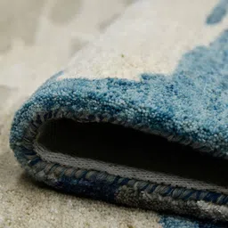 saraswatii global Cream & Blue Abstract Woolen Hand Tufted Rectangular Carpets image 4