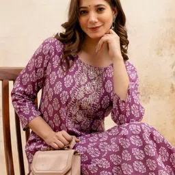 surhi Women Embroidered Cotton Blend Straight Kurta-picture-24