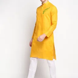 DEVOILER Ethnic Motifs Printed Regular Kurta With Pyjamas image 5