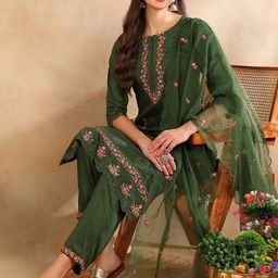 House of Pataudi Embroidered Straight Kurta Set-picture-23