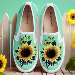 THE QUIRKY NAARI Women Printed Slip-On Sneakers-50