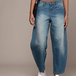 The Roadster Life Co. Women Horseshoe Fit Low-Rise Heavy Fade Jeans-image-25