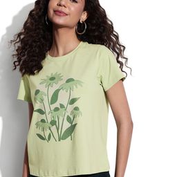 DressBerry Dainty Daisies Relaxed T-shirt-image-69