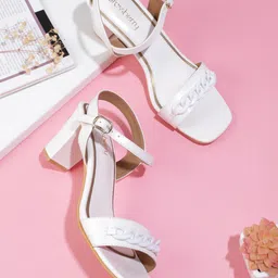 DressBerry Chain Detail Block Heels-22
