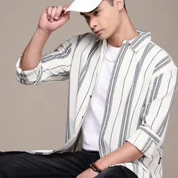 Roadster Men Striped Casual Shirt-image-96