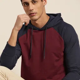 INVICTUS Men Maroon Solid Hooded Sweatshirt-image-23