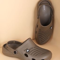 The Roadster Lifestyle CoMen Lightweight Clogs-picture-56