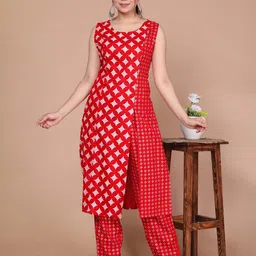Dwijupal Women Printed Regular Kurta Set with Palazzos-39