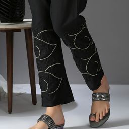 Inc 5 Women Embellished Ethnic Block Mules-10