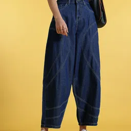 glitchez Women Comfy Denim Contrast Stitch Barrel Fit Cropped Jeans-image-39