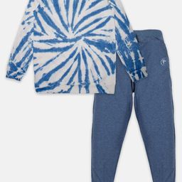 KiddoPanti Boys Tie & Dye Dyed Pure Cotton T-shirt with Trousers-image-16