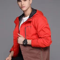 Columbia Men Colourblocked Hikebound Jacket-image-8