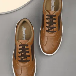 Paragon Men Textured Comfort Insole Contrast Sole Sneakers-19