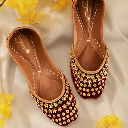 Sangria Women Purple Floral Embellished Ethnic Mojaris-image-87