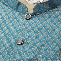 SOJANYA PLUS Men Plus Size Cream-Coloured Ethnic Motifs Kurta with Pyjamas & Nehru Jacket image 5