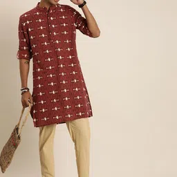Taavi Men Bagru Printed Regular Pure Cotton Kurta with Trousers-18