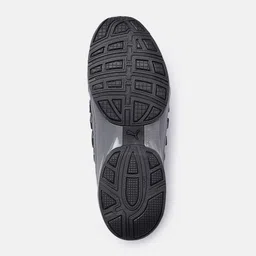 Puma Men Axelion Refresh Running Shoes image 3