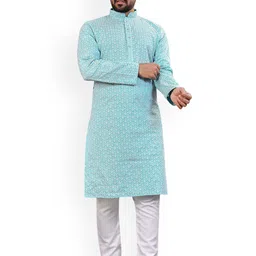 AKSHAT CREATION Geometric Printed Mandarin Collar Kurta with Pyjamas-picture-2