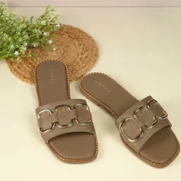 Metro Women's Beige Casual Sandals-picture-34