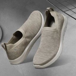 Bata Men's Beige Walking Shoes-42