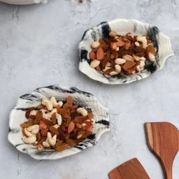 Unravel India Vintage Chronical of Italy Ceramic Serving Snacks Platter Set-37
