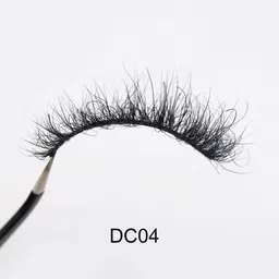 THE WINK STUDIO Reusable Lightweight False Eyelashes image 2