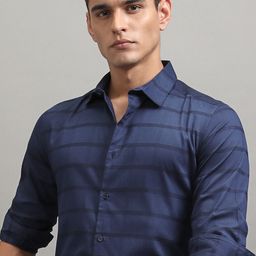 HIGHLANDER Men Spread Collar Striped Cotton Slim Fit Casual Shirt-image-97