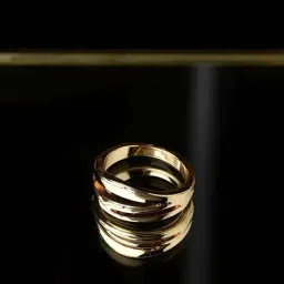 Accessorize London Chunky Wave Golden Ring-image-17